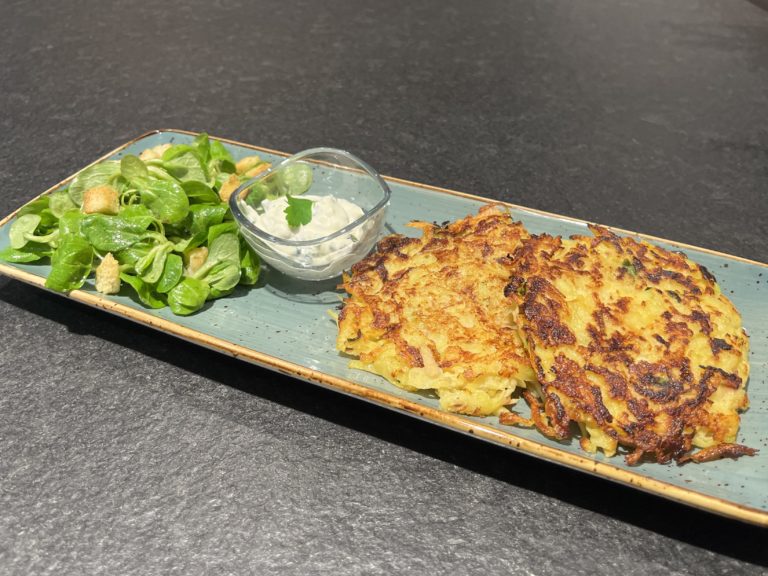 Kartoffel-Apfel-Puffer mit Lauchzwiebeln_content