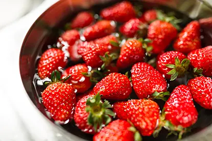 erdbeeren_waschen_content