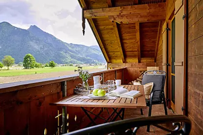 UadB_Zacherlhof-Grassau-Ausblick-Balkon_teaser_content
