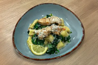Gnocchi mit Hähnchen und Zitronen-Rahmspinat_content